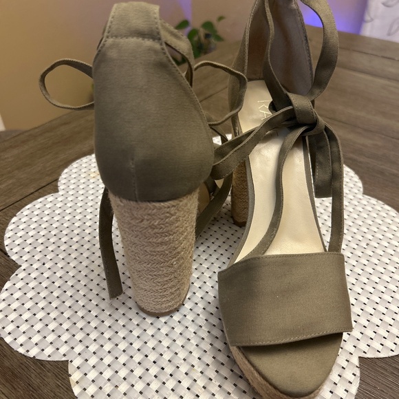 Raye Canva Heels - Picture 3 of 7